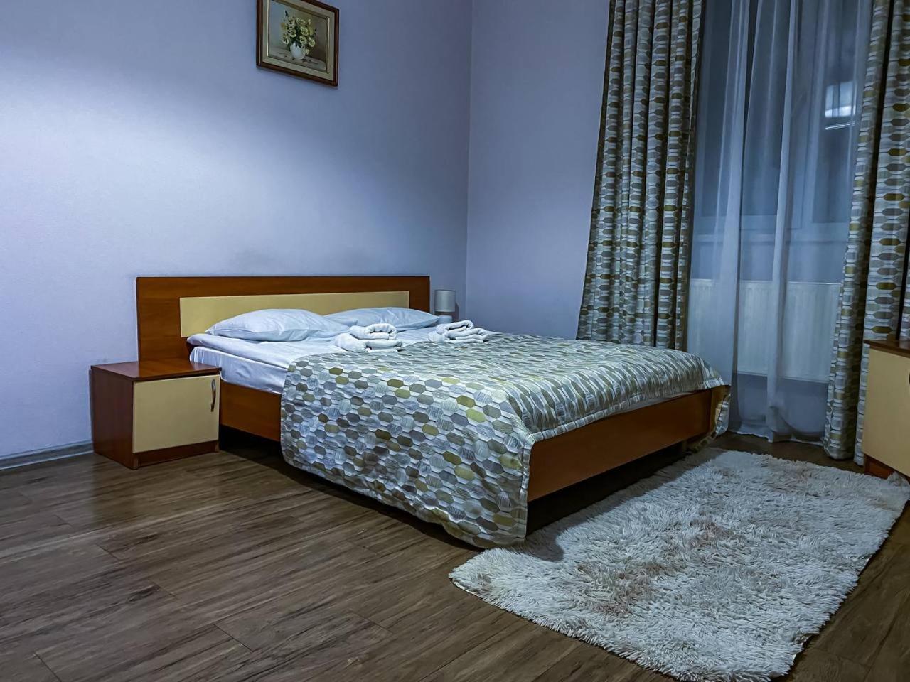Hotel Europa トラスコヴェッツ エクステリア 写真