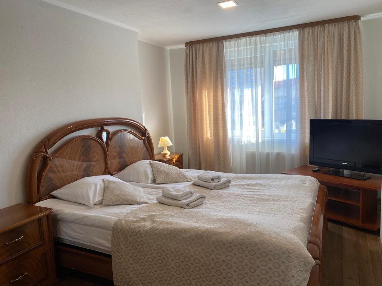 Hotel Europa トラスコヴェッツ エクステリア 写真