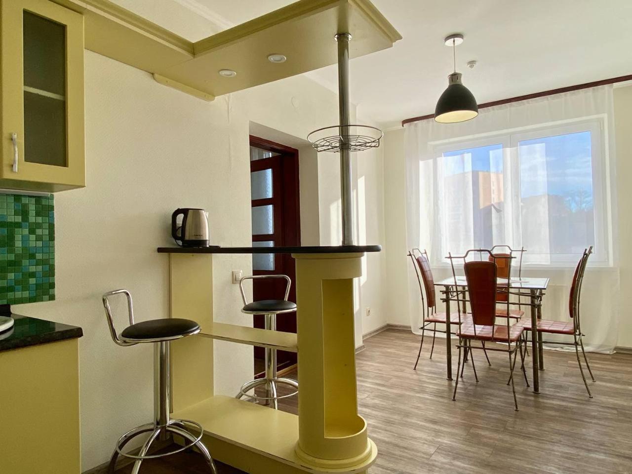 Hotel Europa トラスコヴェッツ エクステリア 写真