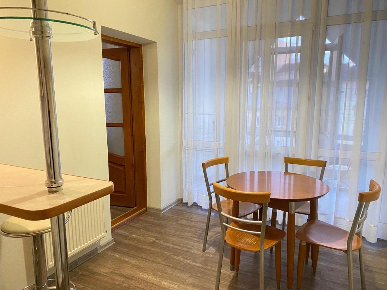 Hotel Europa トラスコヴェッツ エクステリア 写真