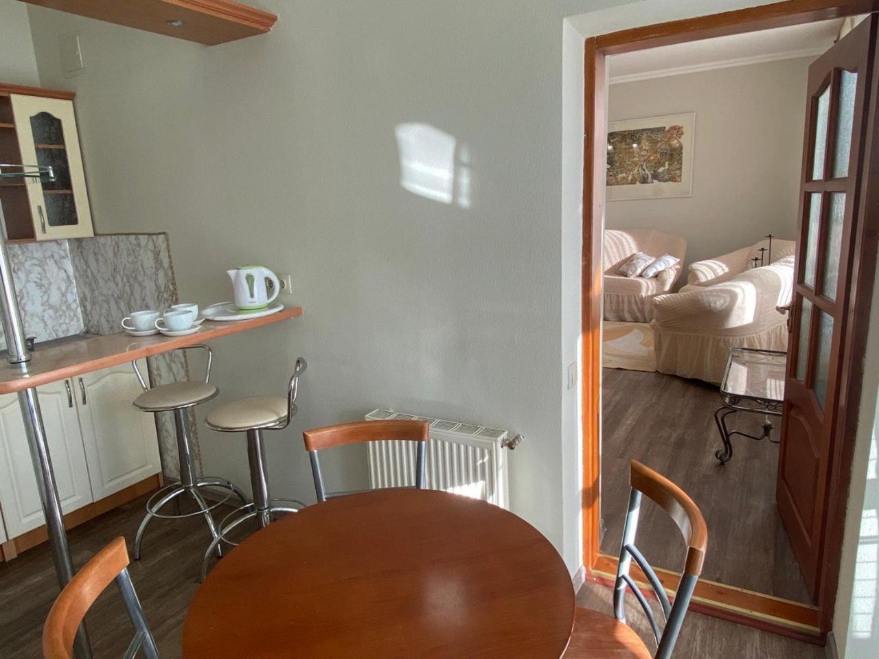 Hotel Europa トラスコヴェッツ エクステリア 写真