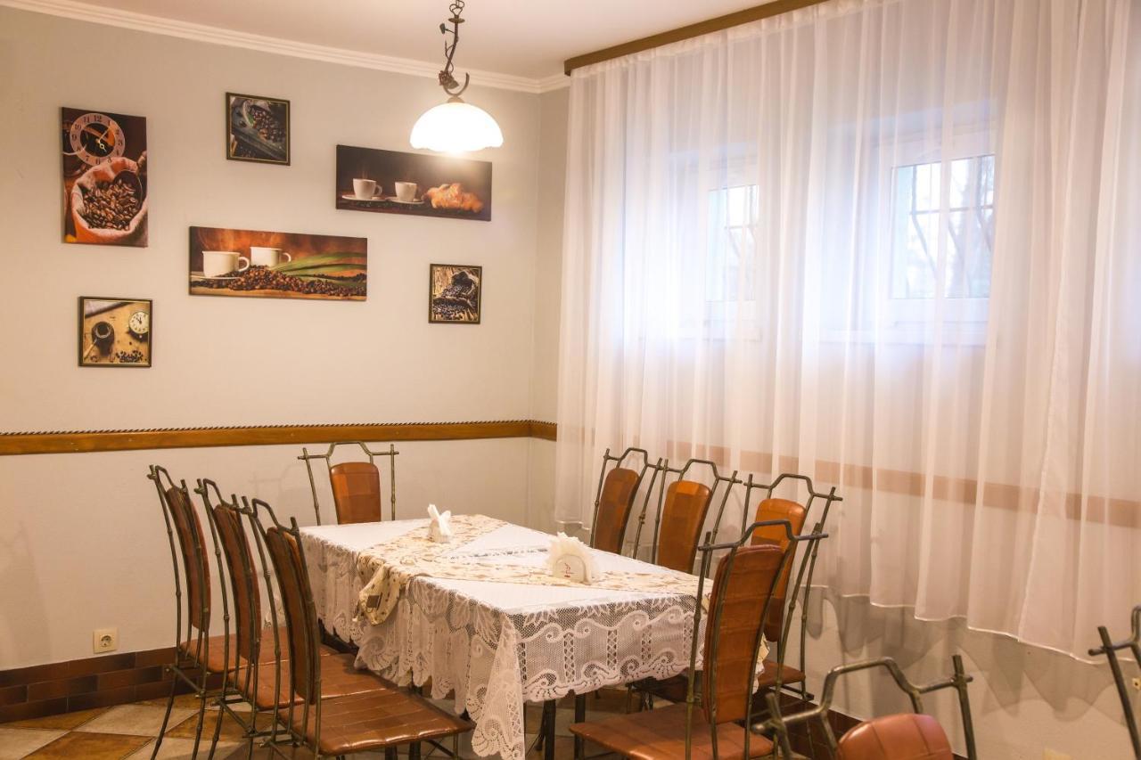 Hotel Europa トラスコヴェッツ エクステリア 写真